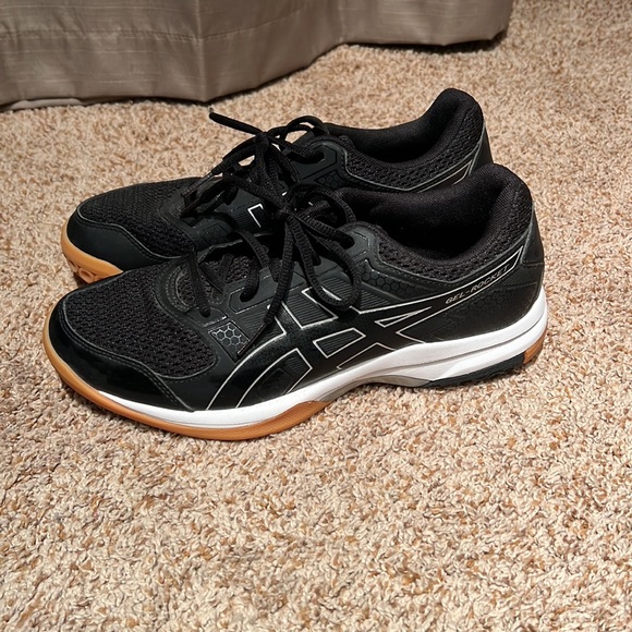 ASICS volleyball shoe - Picture 3 of 7